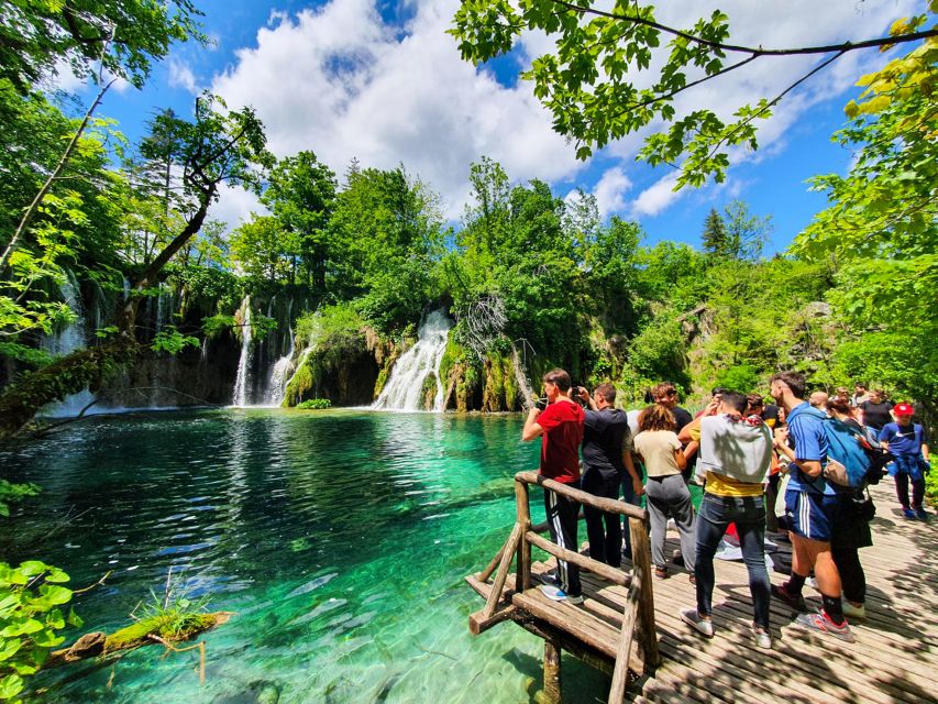 From Zagreb: Plitvice & Rastoke Guided Day Trip with Ticket - What the guides add to the experience
