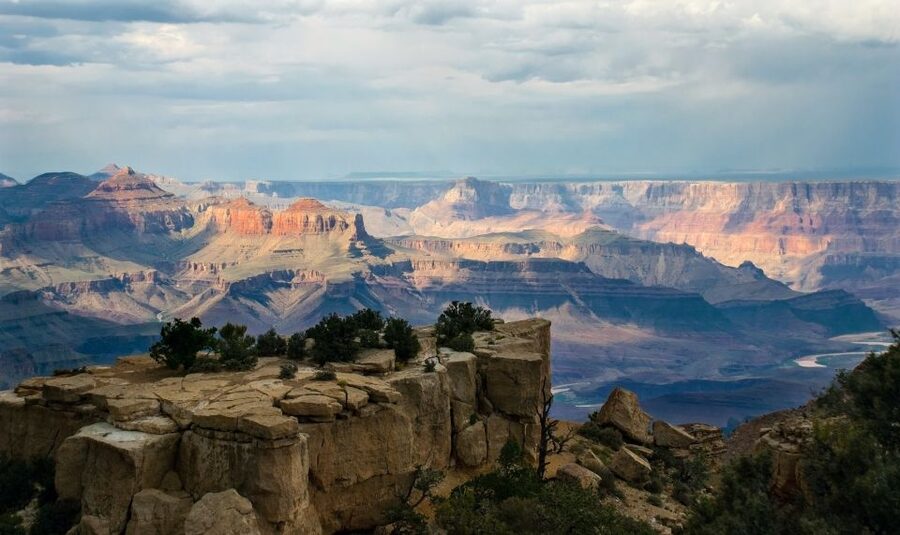 Grand Canyon Classic Sightseeing Tour Departing Flagstaff - How the small-group format changes the day