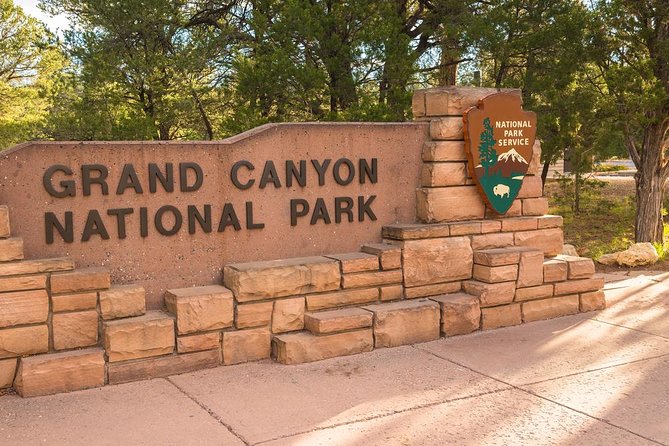 Grand Canyon National Park South Rim Bus Tour from Las Vegas - The bus ride: useful comforts and real limits