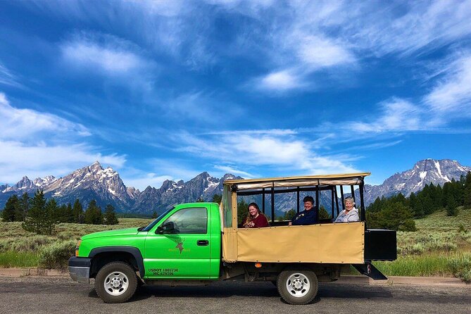 Grand Teton Wildlife Safari in a Enclosed or Open-Air Vehicle (season dependent) - Dawn and dusk give you the best reason to go