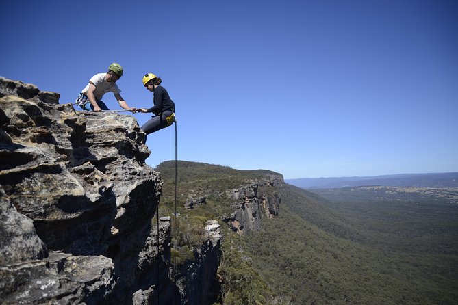 Half-Day Abseiling Adventure in Blue Mountains National Park - Starting in Katoomba and getting ready