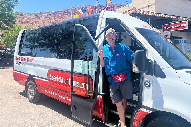 HIGHLY RATED Arches National Park Sightseeing Tour From Moab Utah - What makes this Arches tour useful