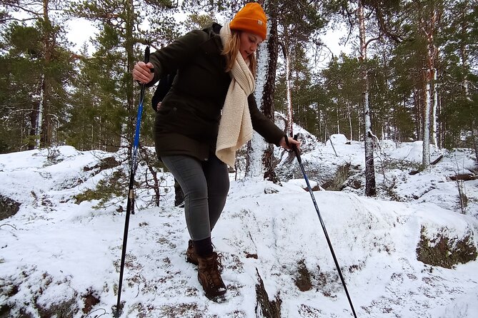 Hiking tour in Nuuksio National Park with meal and snacks - Homemade mushroom soup by the lake