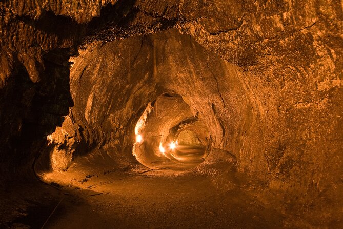 Hilo Shore Excursion: Volcanoes National Park & Black Sand Beach - Thurston Lava Tube, a short walk underground