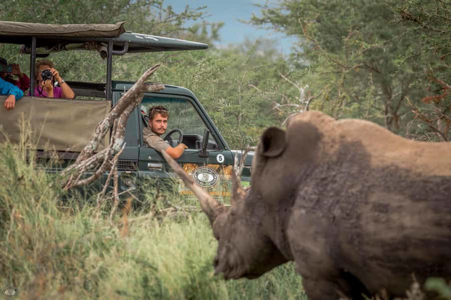 Hluhluwe-Imfolozi: Big 5 Full or Half-Day Safari - The 5:00 AM start from St Lucia