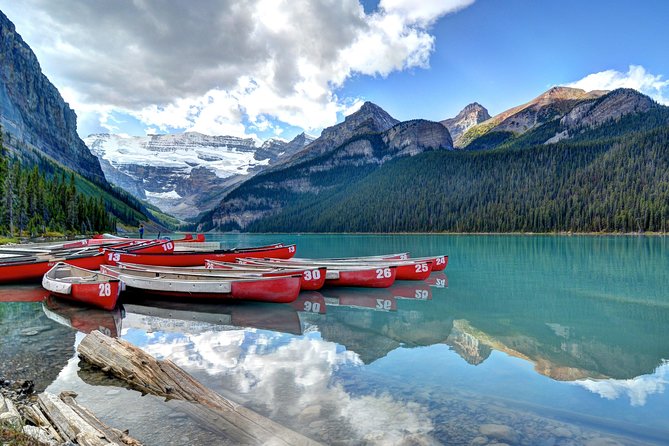 Hop-On and Hop-Off Banff Bus - Lake Louise: famous views and useful walking time