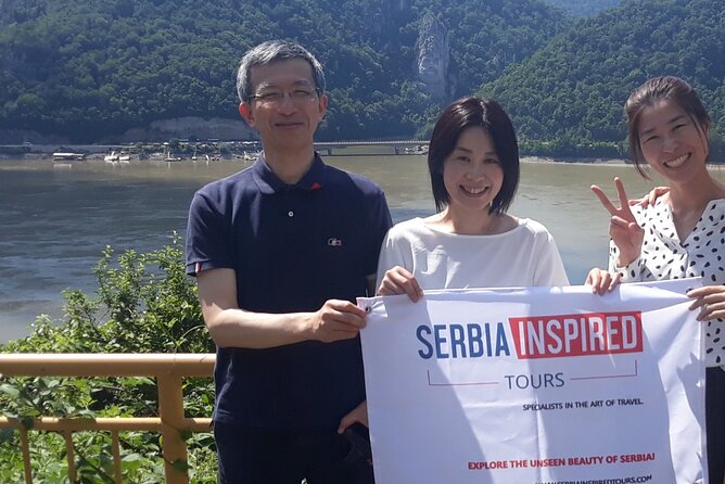 Iron Gate NP Tour with 1-hour speedboat ride + 2 viewpoints - Lunch in a traditional Serbian restaurant