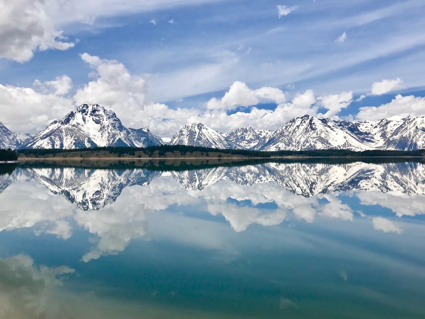 Jackson: Grand Teton Sunrise Safari with Naturalist Guide - Leaving Jackson in a Small, Comfortable Group