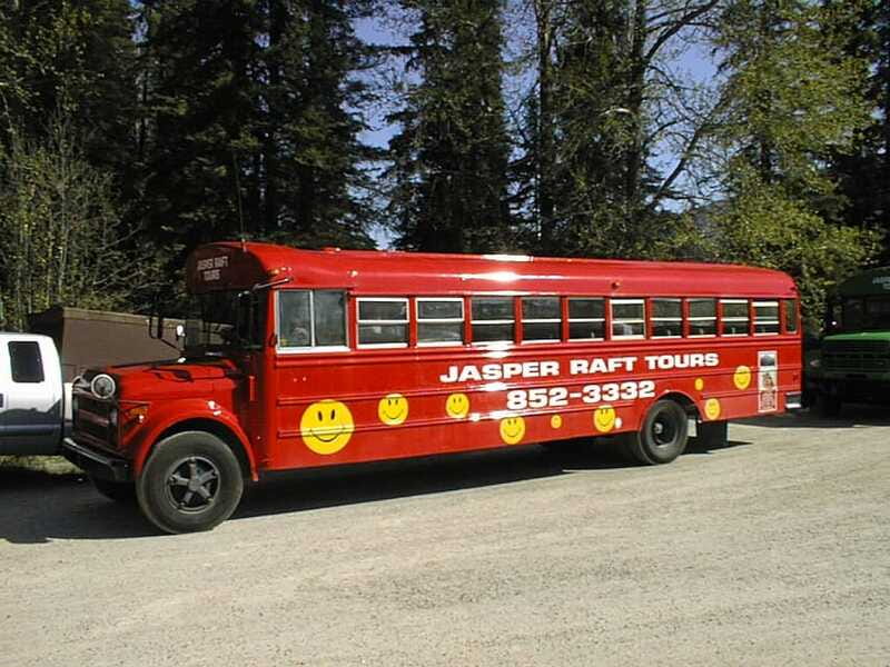 Jasper: Jasper National Park Easy 2-Hour Rafting Trip - Families, older adults, and dogs