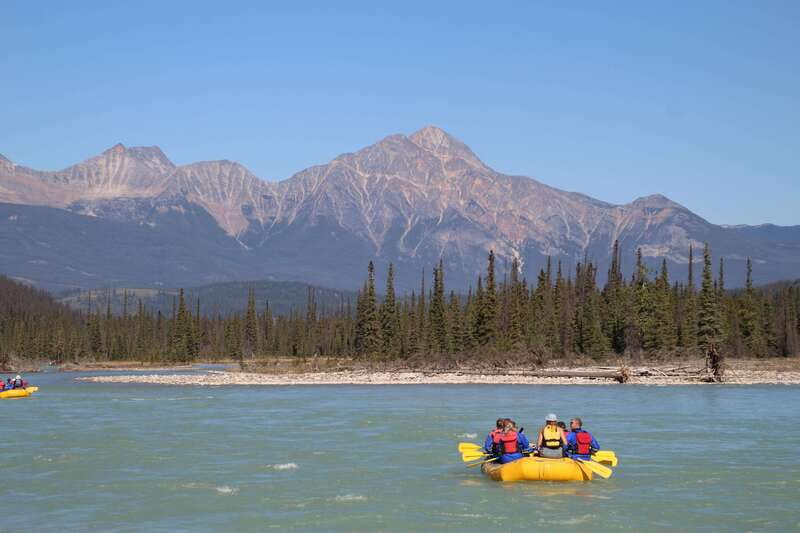 Jasper National Park: 2-Hour Whitewater Rafting - From Jasper’s RV lot to the river in 8 kilometers