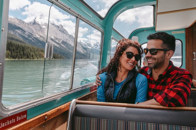 Jasper National Park Tour: Maligne Valley, Medicine Lake and Spirit Island - Timing, pickup, and comfort