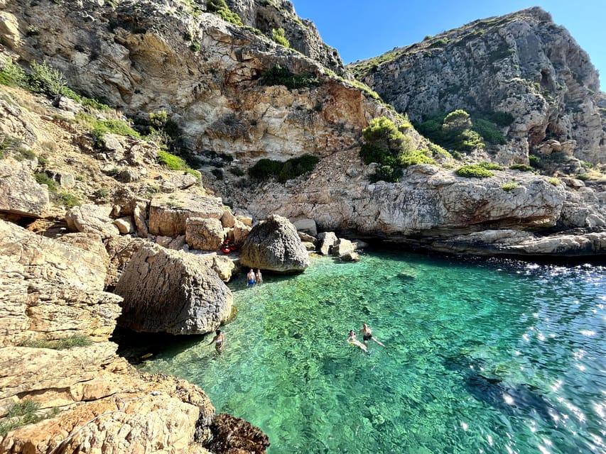 Jávea: Cala Tango and San Antonio Nature Reserve Kayak Tour - Paddling past Platja del Pope