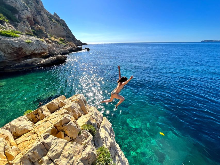 Jávea: Cala Tango and San Antonio Nature Reserve Kayak Tour - Cape San Antonio and the return paddle
