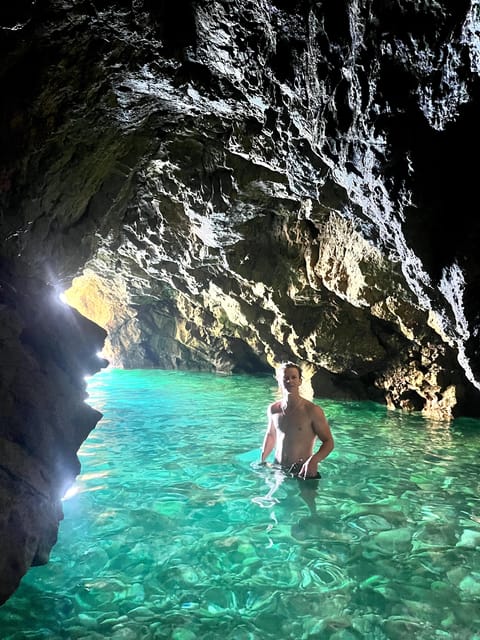 Jávea: Cala Tango and San Antonio Nature Reserve Kayak Tour - How demanding is the kayaking?
