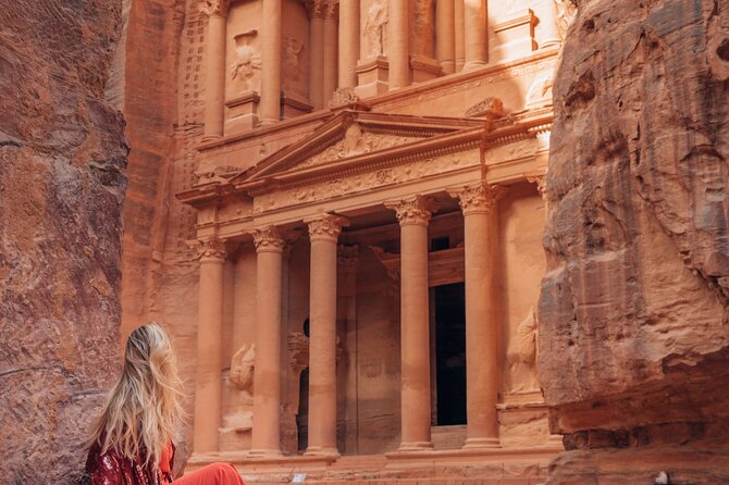 Jordan's Gems Full Day Tours: Petra, Wadi Rum, Madaba, Mt.Nebo - What the private service does well
