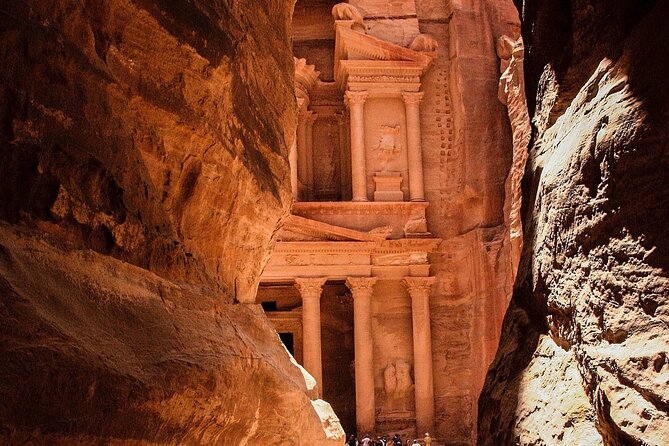 Jordan's Gems Full Day Tours: Petra, Wadi Rum, Madaba, Mt.Nebo - Leaving Amman early for Madaba’s Mosaic Map