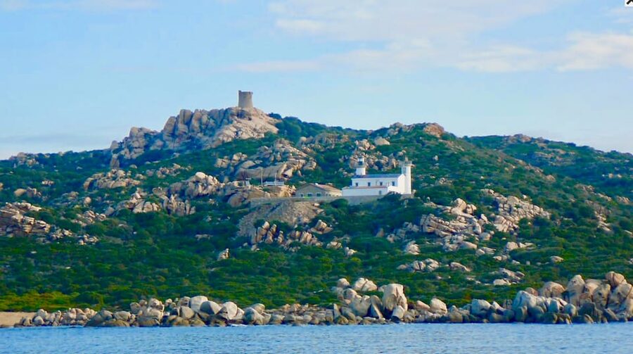 Journée bateau PLAGES, CRIQUES,CALANQUES sauvages - Why this boat day reaches Corsica’s wild coast