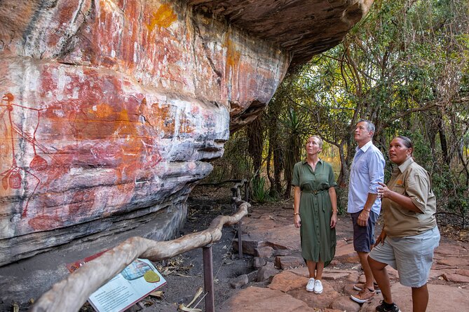 Kakadu Wildlife Escape Fogg Dam or Crocodile Cruise from Darwin - The guides make or break a long day