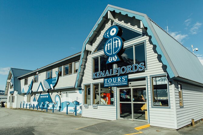 Kenai Fjords National Park Glacier & Wildlife Tour from Seward - Lunch, Cabin Comfort, and the Long Ride Home