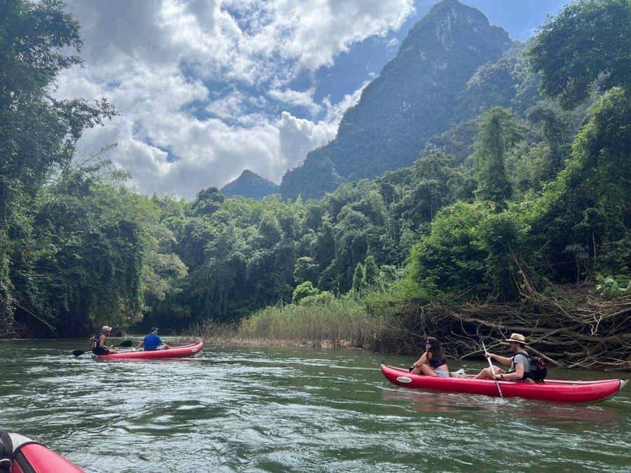 Khao Lak: Full-Day Khao Sok Jungle Walk and Canoeing Tour - A Thai Lunch With More Than a Plate of Food