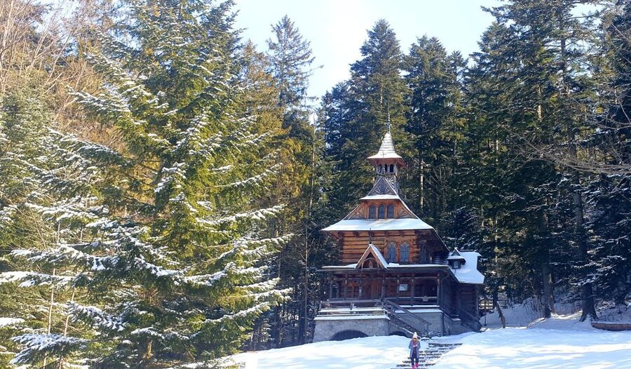 Krakow: Zakopane, Funicular, Cheese, and Highland Day Trip - Riding the Gubałówka Funicular for the Big View