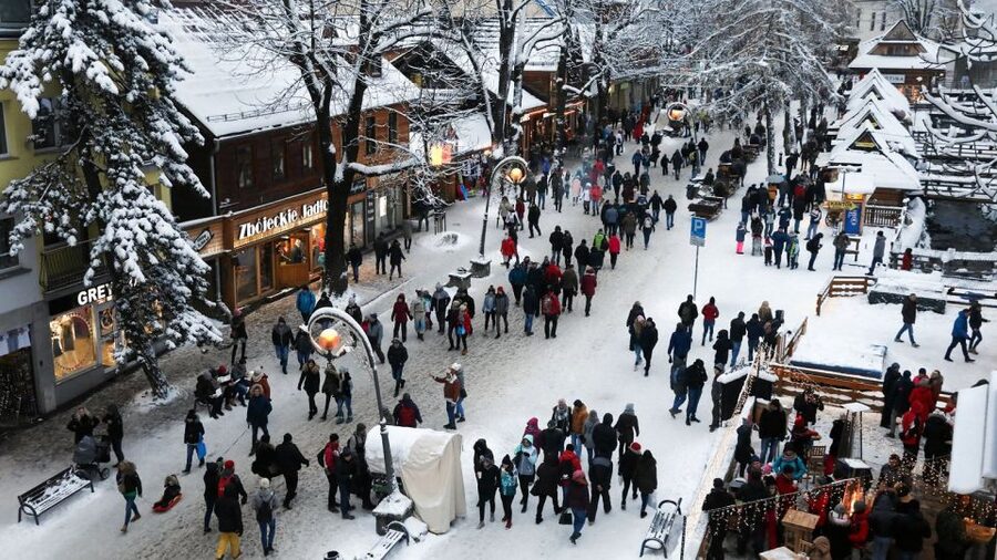 Krakow: Zakopane Tatra Mountains, Cable Car, Local Tasting - Jaszczurowka Chapel and Wielka Krokiew