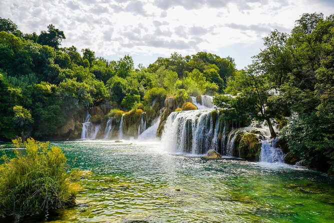 Krka Waterfalls, Food & Wine Tasting, Boat Ride & Zadar Old Town - Who should book this tour?