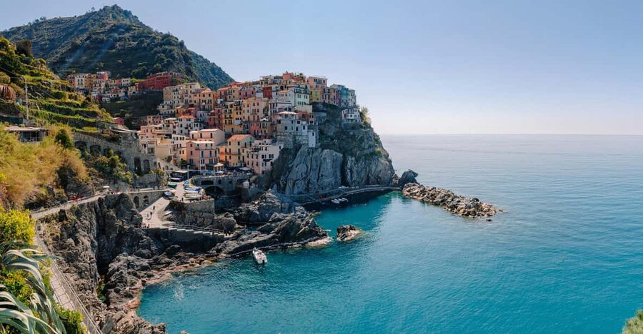 La Spezia: Cinque Terre and Portovenere Full-Day Boat Trip - Crossing the Gulf of Poets to Portovenere