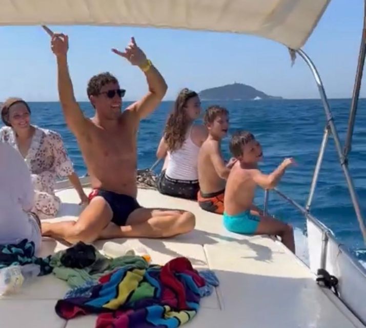 La Spezia: Cinque Terre National Park Boat Tour - Brunch near Corniglia and another swim
