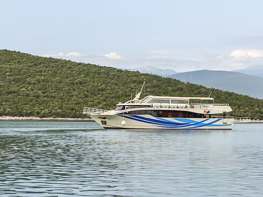 La Spezia: Cinque Terre Tour by Boat - Seeing Cinque Terre from the sea