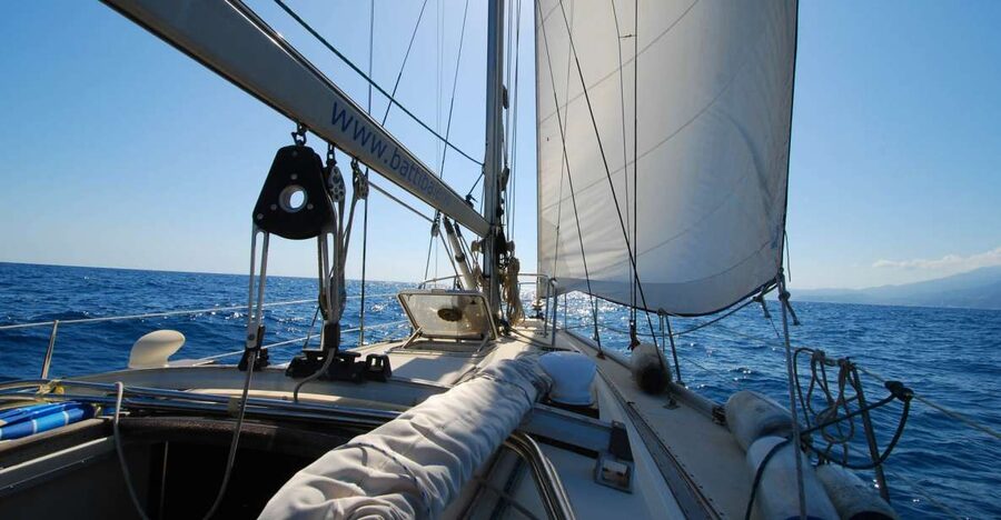 La Spezia: Full-Day Cinque Terre Sailing Tour - Key points at a glance