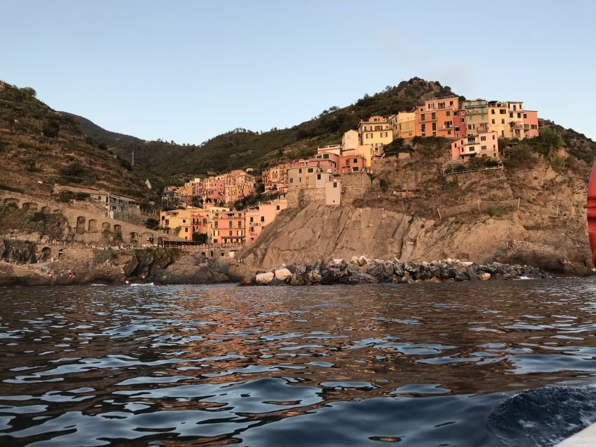 La Spezia: Full-Day Cinque Terre Sailing Tour - Why the sea is the best seat for Cinque Terre