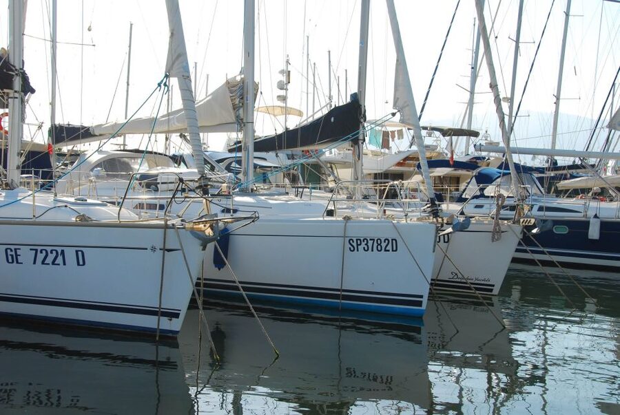 La Spezia: Full-Day Cinque Terre Sailing Tour - Palmaria and Tino from the water