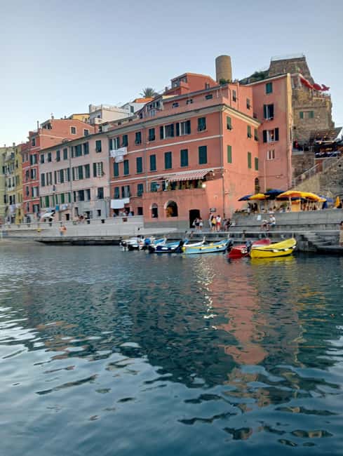 La Spezia : Morning or Sunset Cinque Terre Tour & Aperitif - Price, group size, and practical value