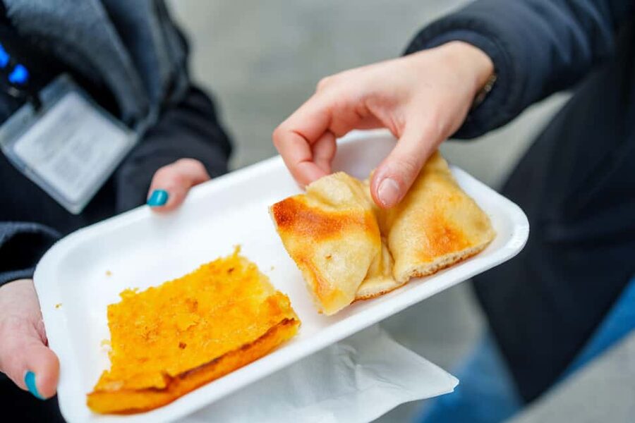 La Spezia: Taste Cinque Terre on a Full Meal Food Tour - A full lunch with testaroli, panigacci, and pasta