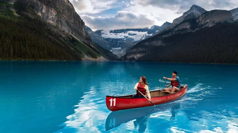 Lake Louise, Emerald Lake, Minnewanka Cruise & Banff Town - Vehicle comfort and timing deserve honest attention