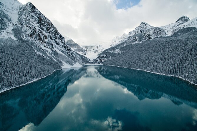Lake Louise Moraine Lake Johnston Canyon 1.5h Half Day Tour - Guides can make the fixed schedule feel easier