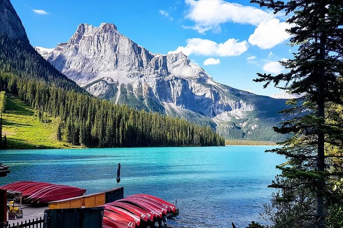 Lake Louise & Yoho National Park Day Tour from Calgary/Banff - Guide quality, languages, and the coach atmosphere