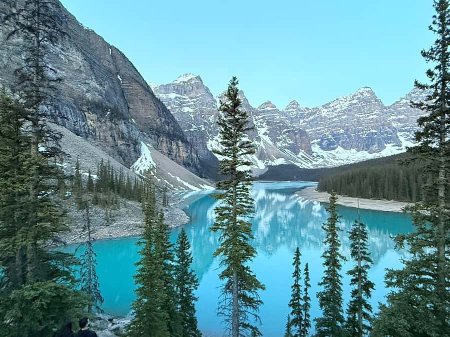 Lake Moraine Lake Louise Johnston Canyon Banff Town Day Tour - Why this day trip works for first-time Banff visitors