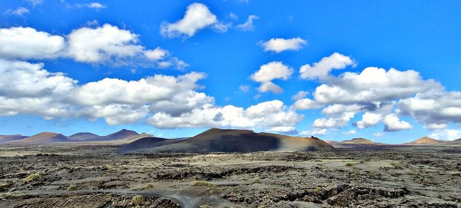Lanzarote E-Bike Tour: Volcano Craters & Scenic Vineyards - Riding from La Geria into Lanzarote’s volcanic heart