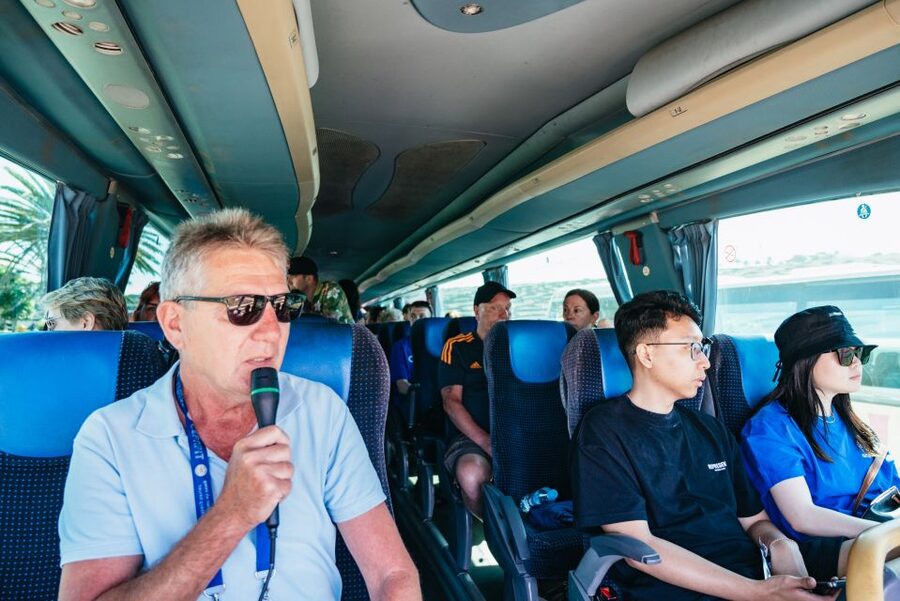 Lanzarote: Timanfaya National Park & La Geria Tour - Feeling the heat at Hilario’s Plateau