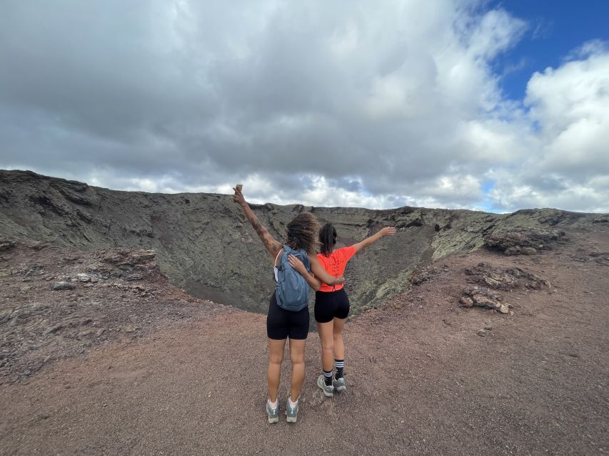 Lanzarote: Timanfaya Natural Park Trekking Tour - Who should book this walk?