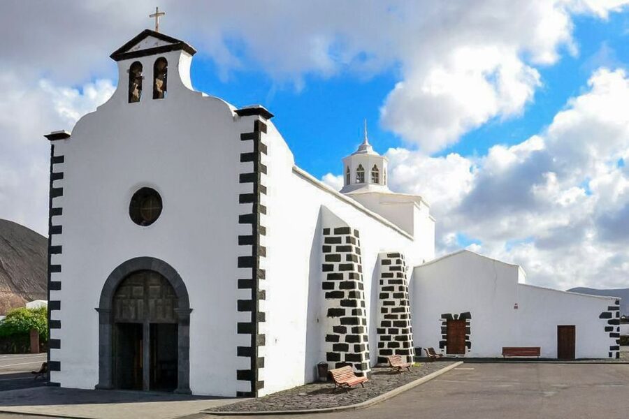 Lanzarote: Timanfaya Park and Jameos del Agua Full-Day Tour - Who will enjoy this tour most