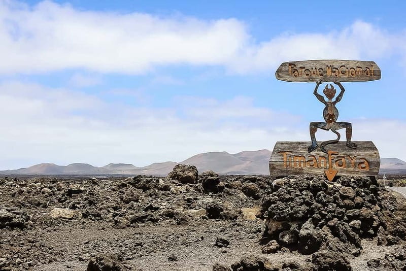 Lanzarote: Timanfaya Park, Jameos Agua, & Cueva Verdes Tour - Lunch in Lanzarote: convenient, but not the main attraction