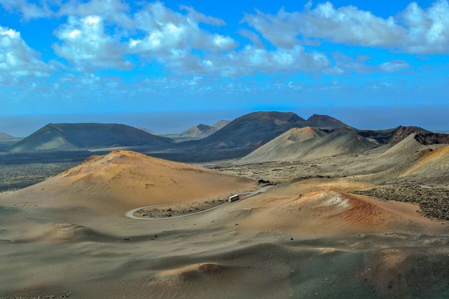 Lanzarote: Volcanos of Timanfaya and Caves Tour with Lunch - Key points to know before booking