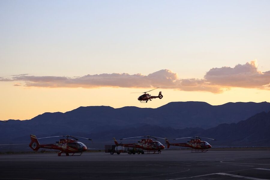 Las Vegas: Grand Canyon Helicopter Landing Tour - Seating, comfort, and practical limits