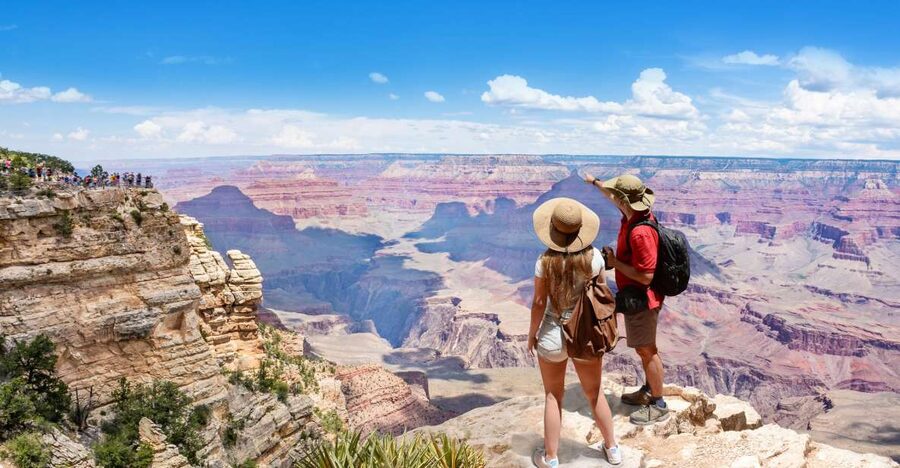 Las Vegas: Grand Canyon National Park Day Tour - The Grand Canyon Visitors Center: lunch and first bearings
