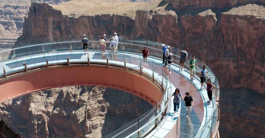 Las Vegas: Grand Canyon West Bus Tour with Guided Walk - Who should book this bus tour?