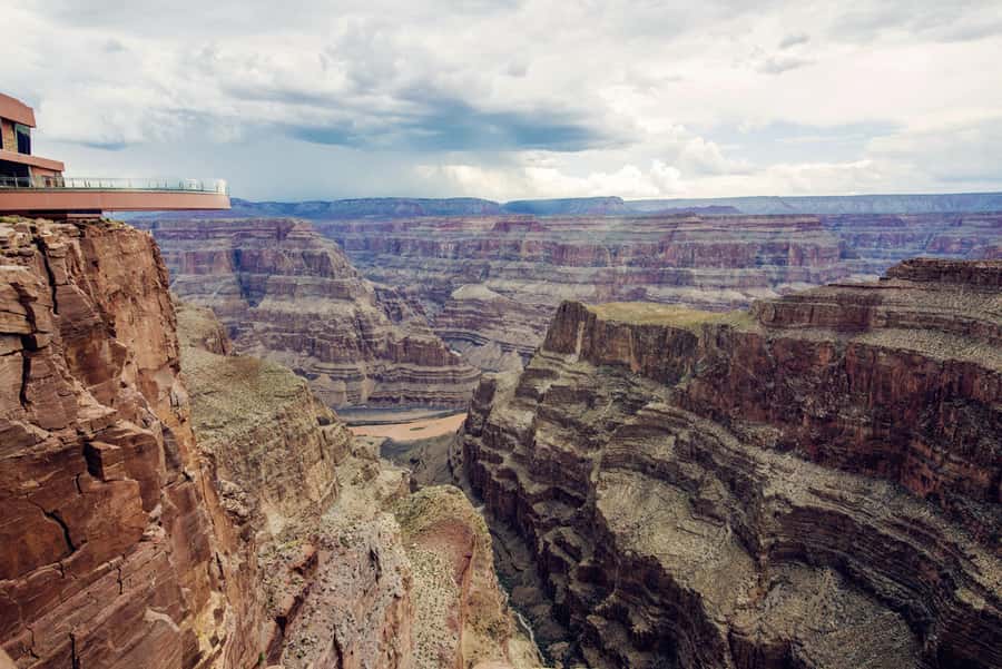 Las Vegas: Grand Canyon West Bus Tour with Guided Walk - Pickup from Las Vegas and the long ride west
