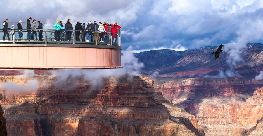 Las Vegas: Grand Canyon West & Hoover Dam Tour + Breakfast - The early bus ride through Nevada and Arizona